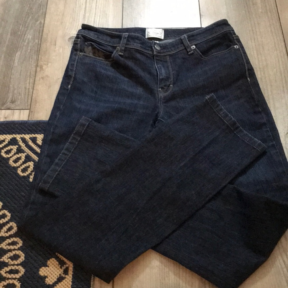 WHBM Boot leg jeans Size 8
